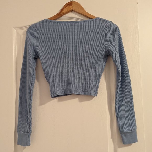 Aritzia TNA cropped waffle long sleeve (limited edition!) - Picture 3 of 3